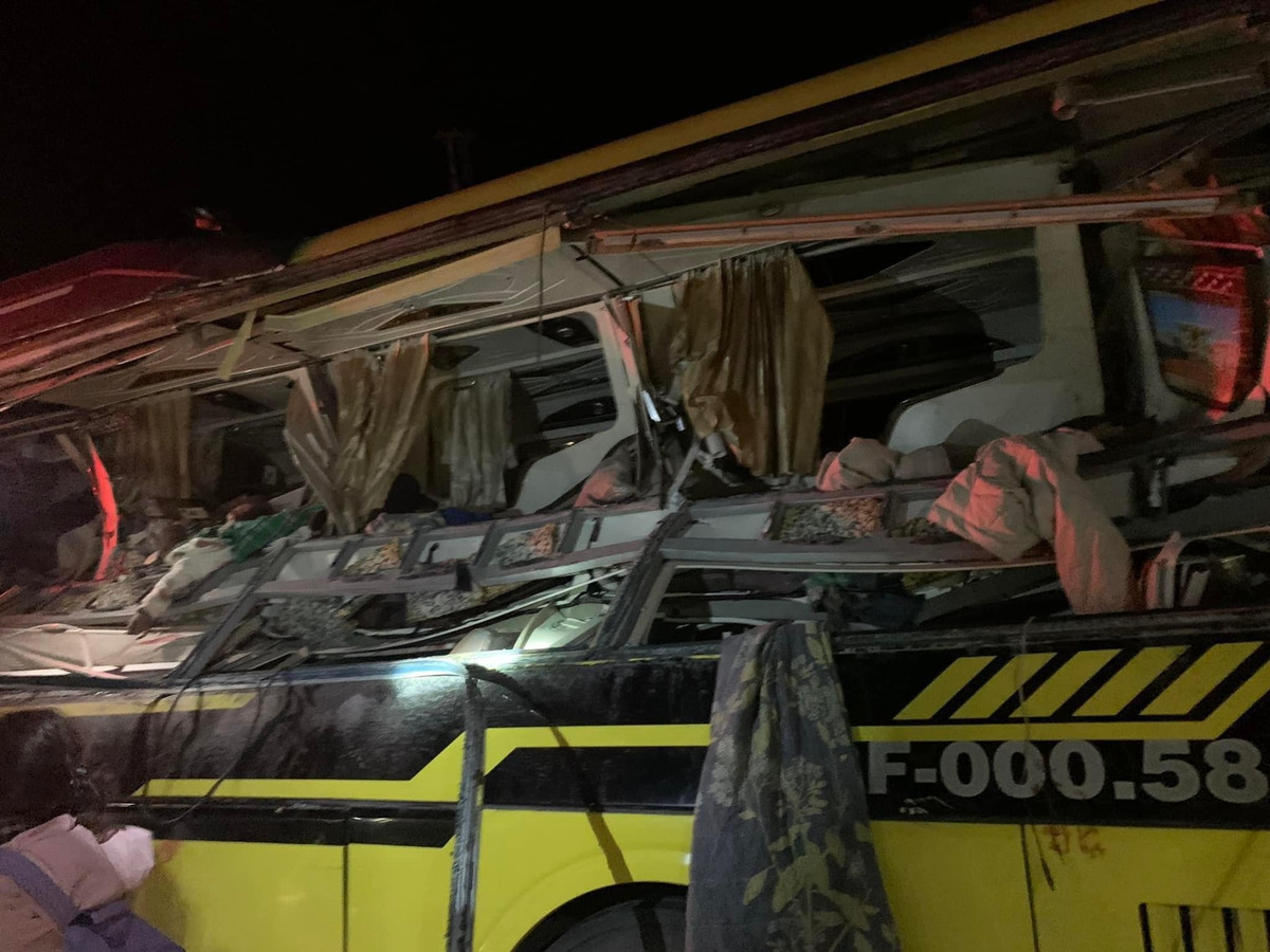 Đến sáng nay, công tác cứu hộ sau vụ tai nạn đã cơ bản hoàn tất.