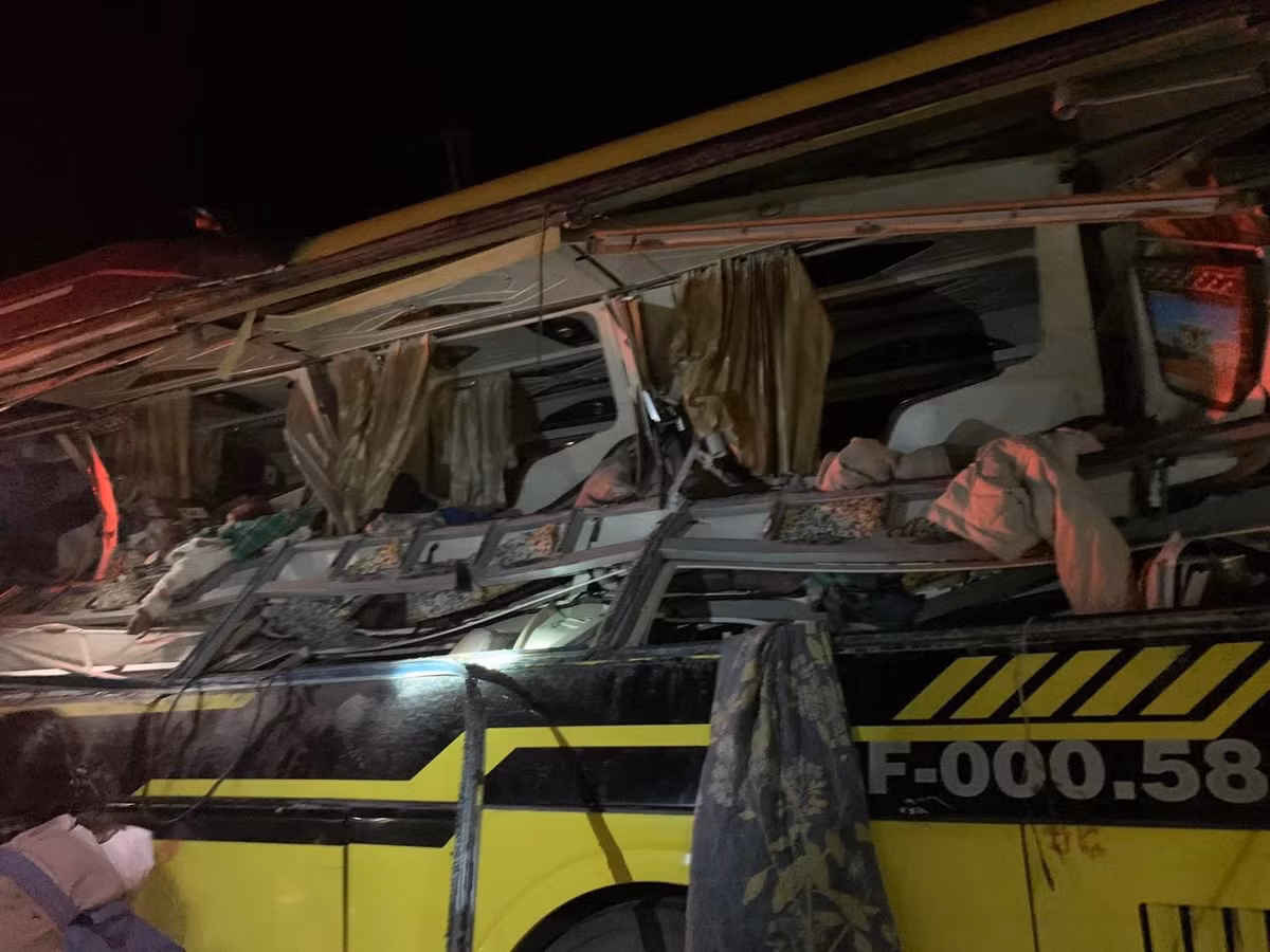 Đến sáng nay, công tác cứu hộ sau vụ tai nạn đã cơ bản hoàn tất.