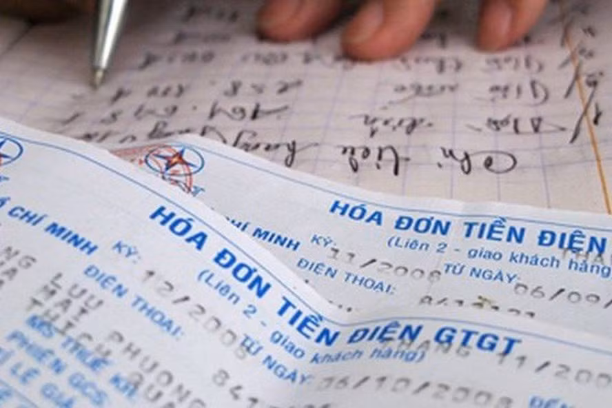 Nguyen nhan hoa don tien dien tang vot sau Tet