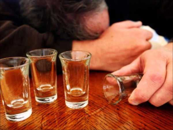 Khi khó thở oxy cung cấp cho phổi và não ít sẽ khiến gây viêm phổi. Nếu gây tắc đường thở không phát hiện kịp thời có thể phải trả giá bằng cả tính mạng.