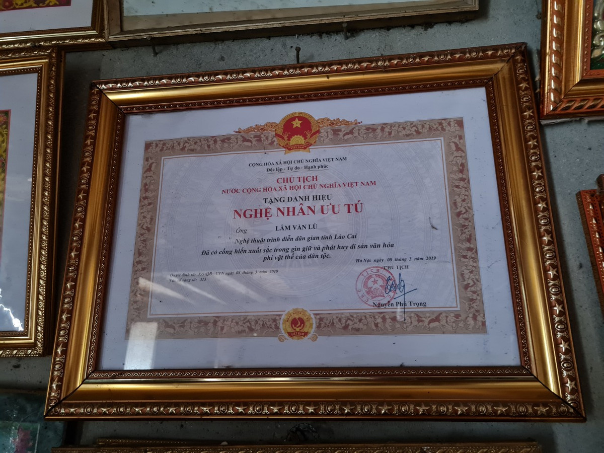 Nghe nhan Lam Van Lu: Nguoi giu hon cho dieu xoe tren “Cao nguyen trang”-Hinh-5