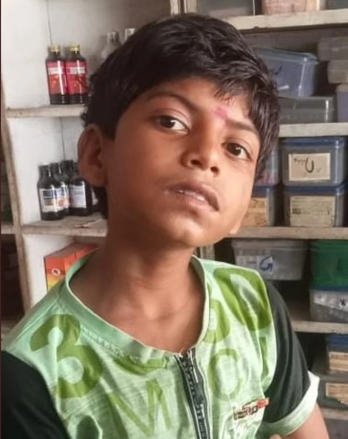 Phep mau sau 104 tieng no luc cuu ho chau be roi xuong gieng-Hinh-2