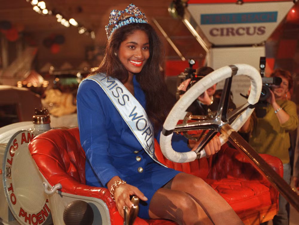 Lisa Hanna, Hoa hậu Thế giới năm 1993. Cô tới từ đất nước Jamaica.