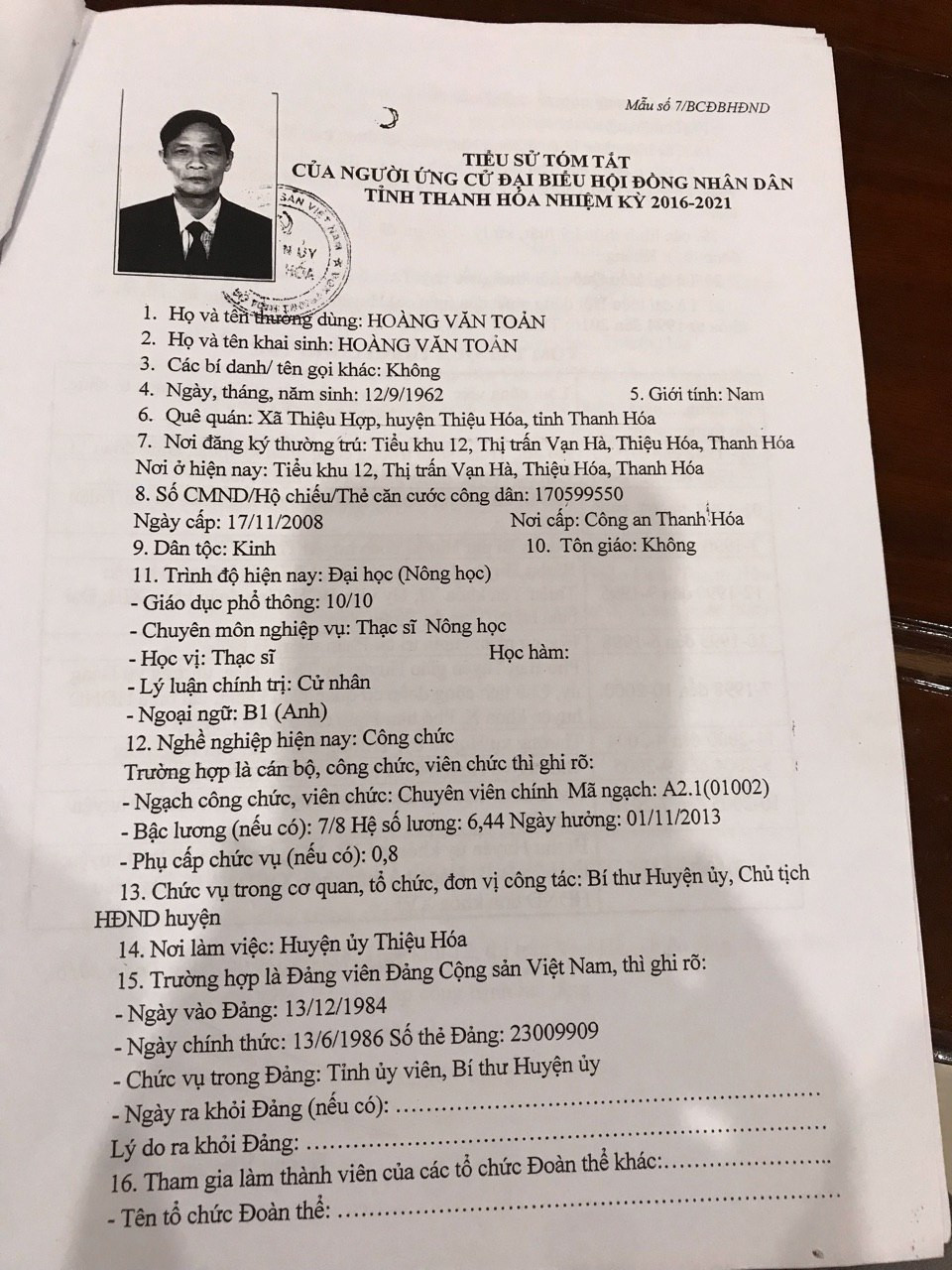 Thuc hu thong tin Bi thu Huyen Thieu Hoa co toi 3 ngay sinh