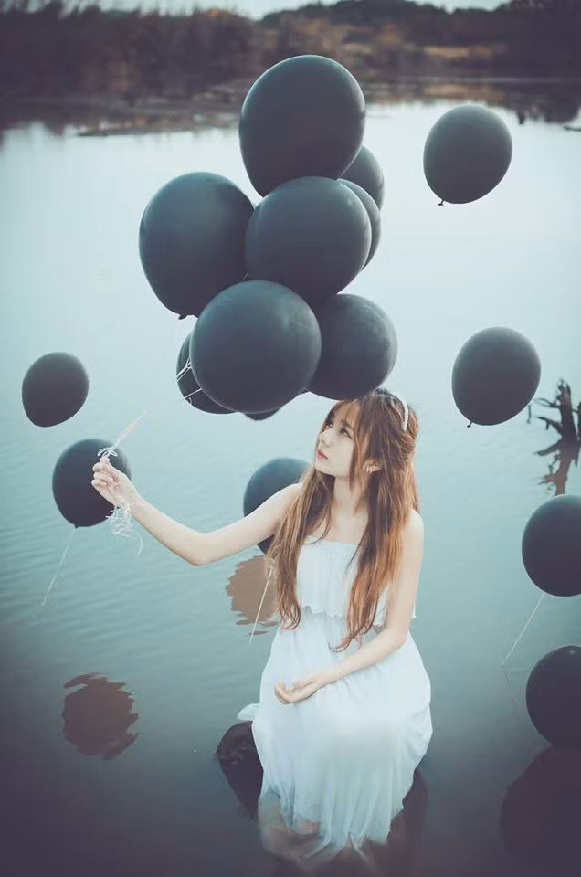 Thanh Nhã có tài làm quân sư quạt mo cho bạn bè, mọi vấn đề về cuộc sống hay chuyện tình cảm... Thanh Nhã đều có thể lắng nghe và chia sẻ. Chưa kể cô nàng còn có khả năng "làm mối", từng vun vén thành công cho một vài đôi bạn từ khi còn học phổ thông.