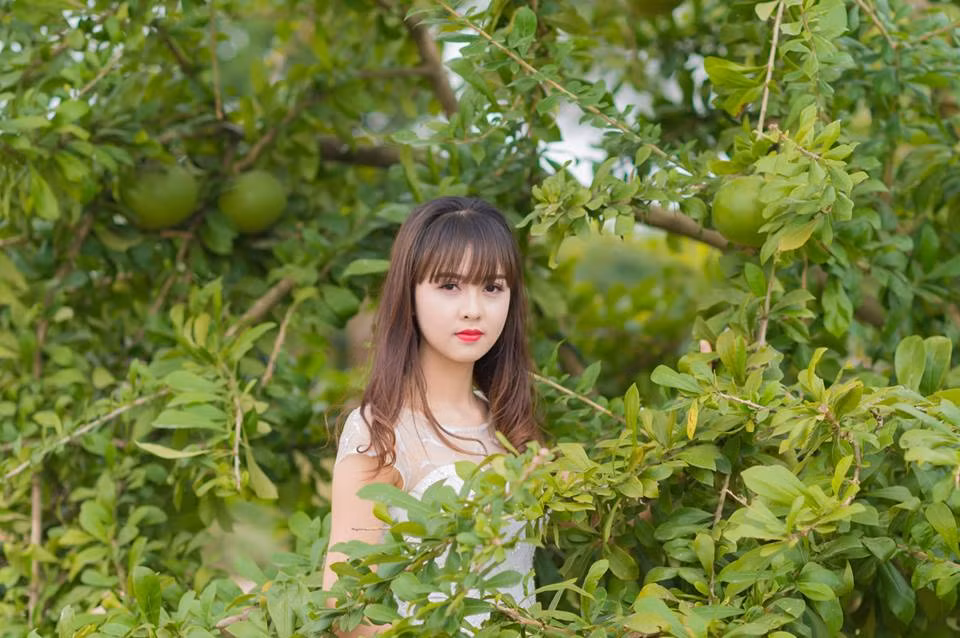 Ngoài bóng đá, Huyền Giang còn rất yêu thích chụp ảnh, làm người mẫu ảnh. Cô bạn là gương mặt khá quen thuộc trên một số fanpage về nhiếp ảnh, nơi giao lưu của phó nháy và người mẫu.