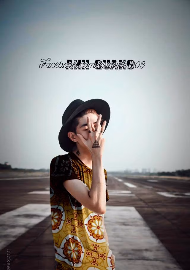 Trên một số diễn đàn về nhiếp ảnh, thời trang và nghệ thuật mới đây xuất hiện phong trào đem họa tiết gạch hoa huyền thoại lên những trang phục, món đồ hiện đại. Ảnh: Anh Quang.