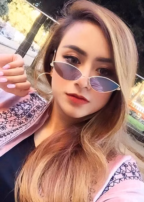 Nữ diễn viên không may bị sóng thần cuốn trôi và mất tích.