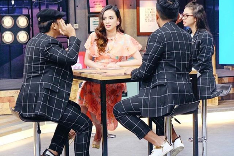 Sinh thời, Dylan rất chăm chỉ chạy show.