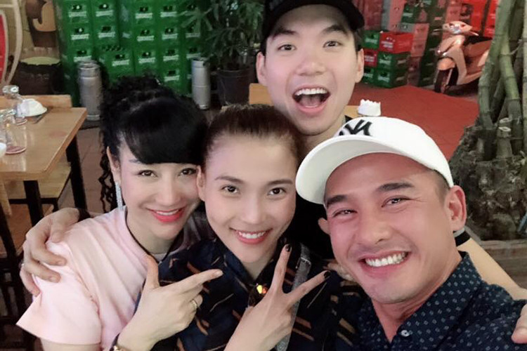 Trương Nam Thành công khai hẹn hò Thu Huyền vào tháng 3/2018. Từ khi gắn bó với nữ doanh nhân này, nam người mẫu ít tham gia hoạt động giải trí mà tập trung kinh doanh cùng nửa kia của mình.