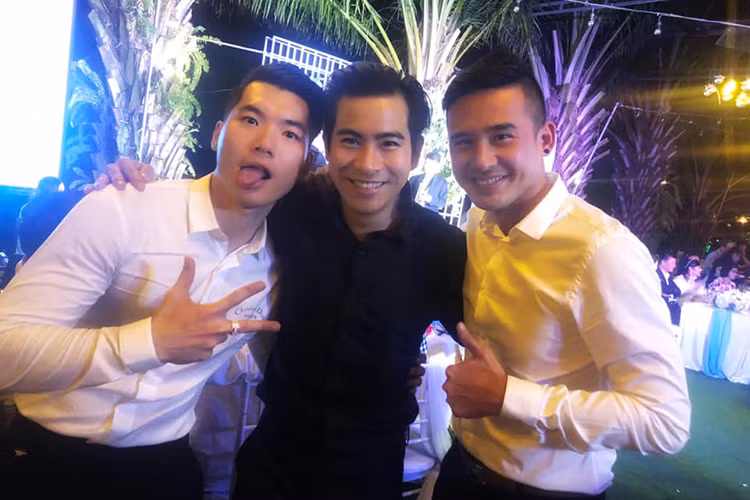 Chỉ có hình ảnh Trương Nam Thành trong tiệc cưới tại Sài Gòn được chia sẻ.