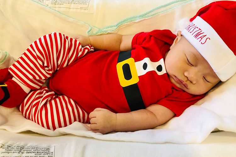 Trên trang cá nhân, Victor Vũ thường xuyên khoe ảnh thiên thần nhỏ của mình.