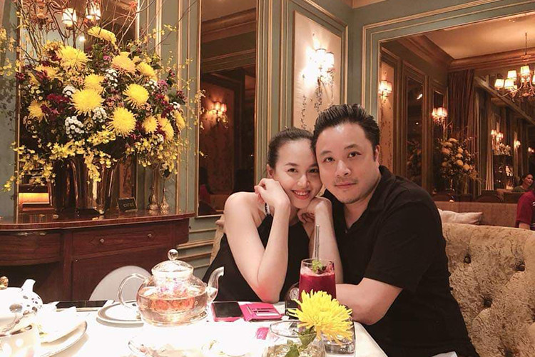 Năm 2016, Đinh Ngọc Diệp làm đám cưới với nam đạo diễn phim "Tôi thấy hoa vàng trên cỏ xanh". Sau 2 năm lên xe hoa, cô mang bầu con trai.