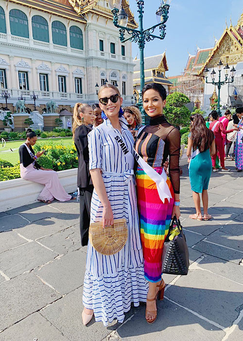 H'hen Niê ghi điểm bởi nói được tiếng Thái và diện váy lục sắc - hình ảnh đại diện cho cộng đồng LGBT.