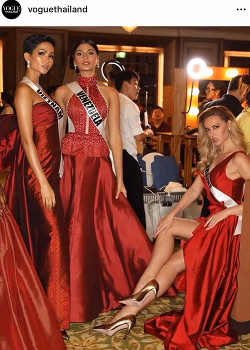 H'hen Niê cũng là một trong những cô gái được tạp chí Vogue Thái Lan quay phỏng vấn.