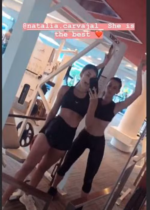 Là đối thủ của nhau, đại diện Colombia và Costa Rica vẫn thường xuyên đi tập gym cùng nhau.