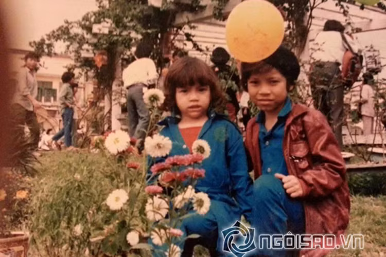 Từ bé, "nữ hoàng giải trí" vốn xinh xắn với mái tóc xoăn. Ảnh: Ngôi sao