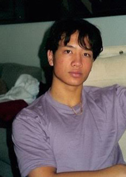 Tuy nhiên, càng lớn, Kim Lý càng có thân hình cân đối. Ảnh: Zing