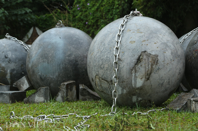 Những đoạn dây xích tương đối dài, được làm bằng sắt có nguy cơ lọt vào tầm ngắm của kẻ gian.