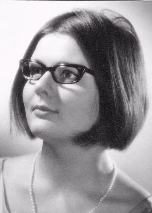 Theo Zing, mẹ của Kim Lý từng làm việc trong Liên hiệp quốc Thụy Điển. Trong mắt nam diễn viên, mẹ là người phụ nữ mạnh mẽ, cởi mở, độc lập. Ảnh: Vietnamplus