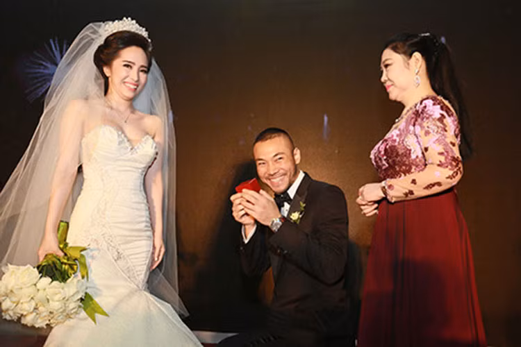 Trong đám cưới, Doãn Tuấn và Quỳnh Nga đã có không ít khoảnh khắc ngọt ngào bên nhau. Ảnh: Khám phá