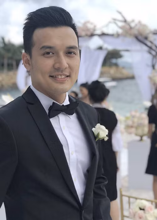 Thiên Vũ hiện chưa lên tiếng giống như MC Tường Vy về sự cố.