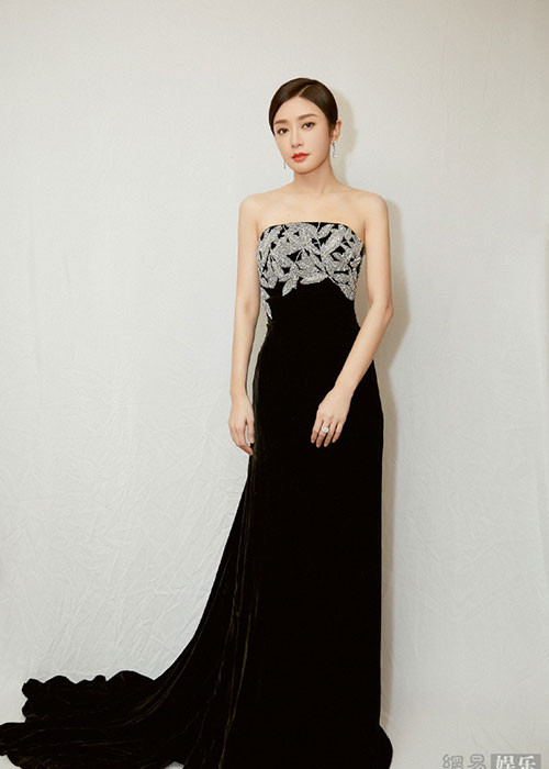 Xinh đẹp, nổi tiếng nhưng Tần Lam "Diên Hi Công Lược" vẫn chưa lên xe hoa. Ảnh: 163