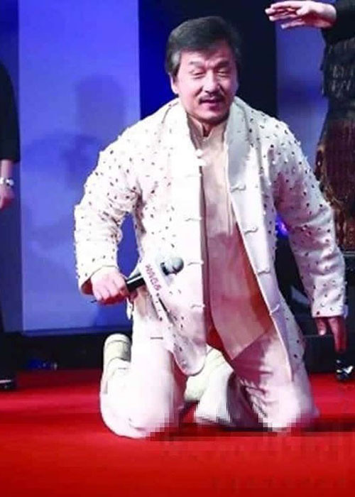 Ong trum Hong Kong Huong Hoa Cuong tung bat Thanh Long quy goi la ai?-Hinh-2