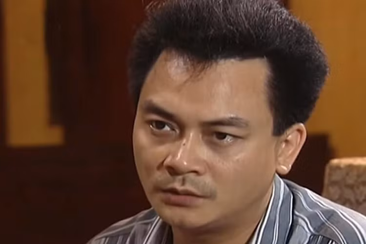 Anh Tú vốn thuộc lớp diễn viên khóa đầu tiên của Nhà hát Tuổi trẻ đào tạo từ năm 1978 cùng các nghệ sĩ: Lê Khanh, Lan Hương, Chí Trung. Ảnh: Báo giao thông