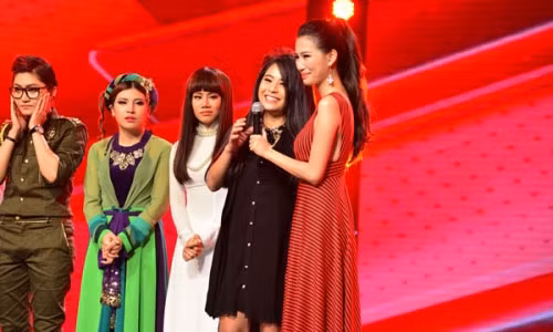 Tu su co Qua Bong Vang 2018, MC Viet bao gio het kem duyen?-Hinh-4