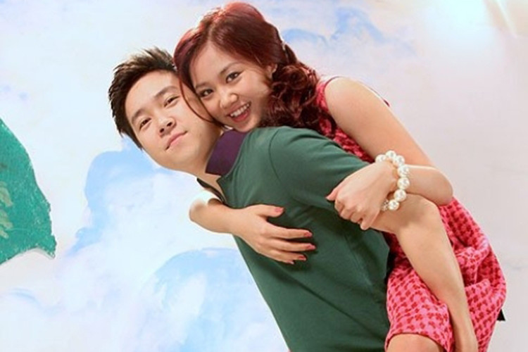 Trước Thùy Linh, Lê Hiếu từng công khai chuyện tình cảm với Văn Mai Hương vào năm 2012. Ảnh: Người lao động