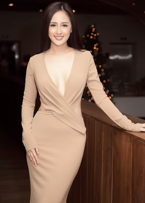 Tính đến nay, Mai Phương đã có 12 năm đăng quang ngôi vị hoa hậu và không còn hoạt động trong showbiz nhiều như trước.