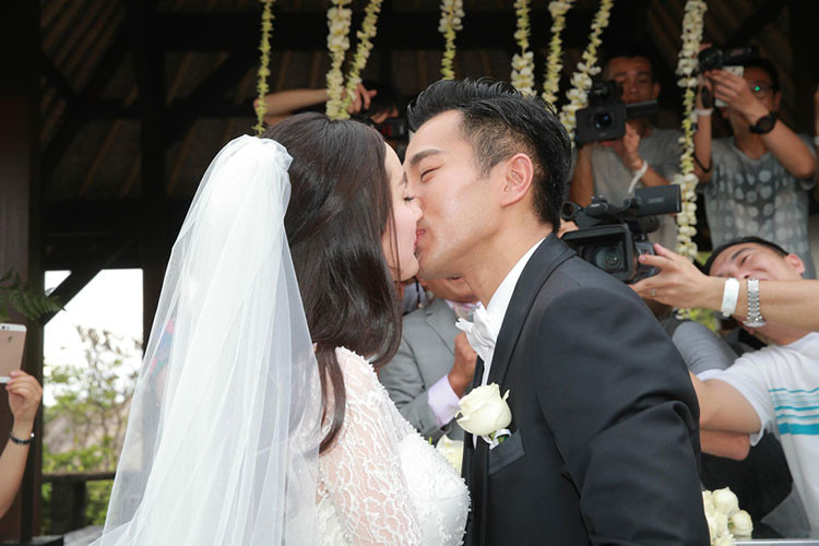 Đám cưới của Dương Mịch và Lưu Khải Uy diễn ra vô cùng hoành tráng và tốn kém.