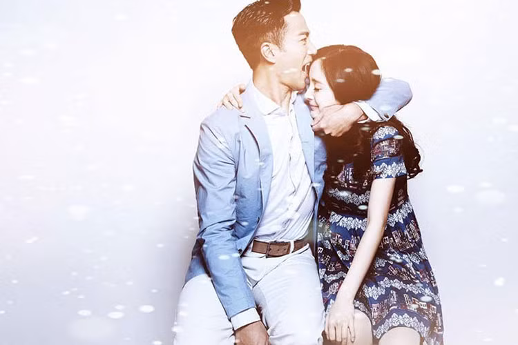 Sau khi kết hôn, rất hiếm khi Dương Mịch và Lưu Khải Uy dành cho nhau những cử chỉ tình tứ như thời mới yêu nhau.