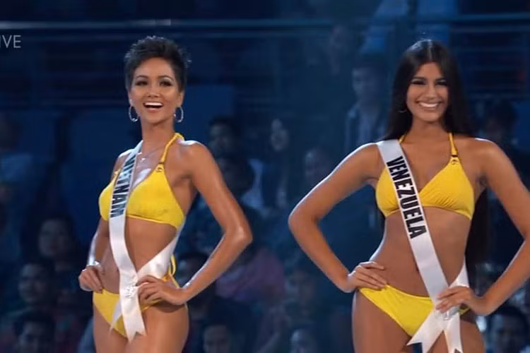 Màn trình diễn ở phần thi bikini của H'hen Niê ấn tượng không kém cạnh các thí sinh tiềm năng khác.