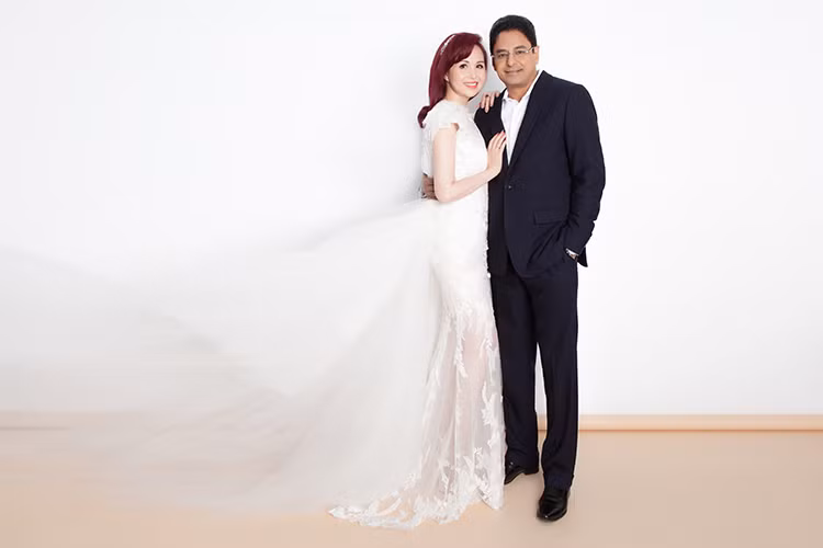 Hiện tại, Hoa hậu Việt Nam 1990 gây ấn tượng với nhan sắc ngày càng mặn mà, quý phái.