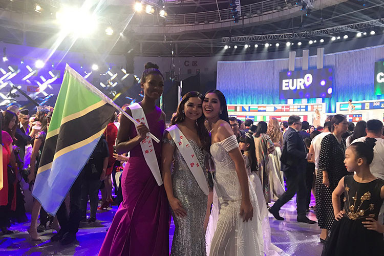 Tuy dừng bước ở top 30, Tiểu Vy vẫn được lòng người hâm mộ bởi 2 tháng chuẩn bị, cô tích cực tập luyện, đến khi bước vào cuộc thi Tiểu Vy vẫn luôn cố gắng tự tin, trông chỉn chu và tràn đầy năng lượng.