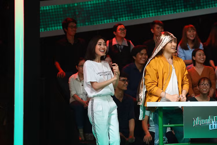 Hiện tại, mối quan hệ giữa Lan Ngọc và Chi Dân vẫn khiến nhiều người hoài nghi. Ảnh: Vnmedia