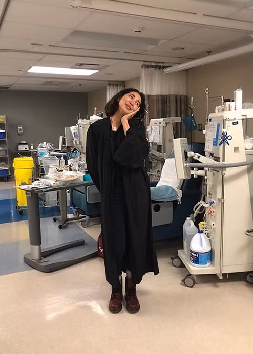 Người đẹp 28 tuổi cập nhật hình ảnh rời bệnh viện một thời gian. Bea cho biết, cô sẽ lọc máu tại nhà.