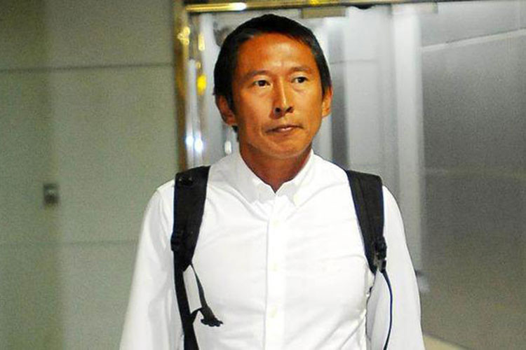 Nam đạo diễn từng vướng nghi vấn cố tình dàn dựng cảnh quay tình một đêm với Trương Quân Ninh khi cô đóng phim của anh. Ảnh: Sina