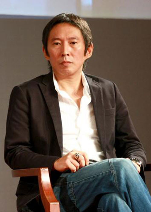 Sự nghiệp của đạo diễn họ Nữu thành công nhưng đời tư của anh lại đầy tai tiếng. Ảnh: Sina