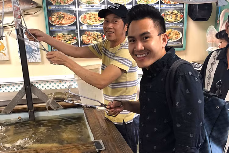 Thành Vinh từng chia sẻ điều anh tự hào nhất là chưa bao giờ làm bố phải phiền lòng về mình.