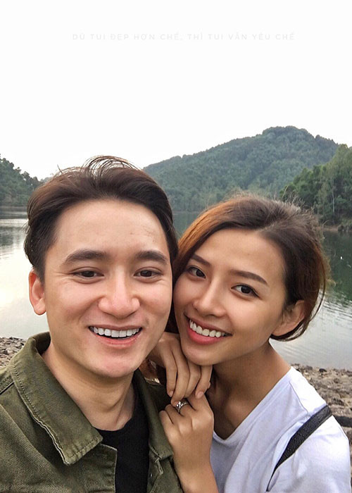 Tình yêu nam ca sĩ dành cho bạn gái khiến fan ngưỡng mộ.