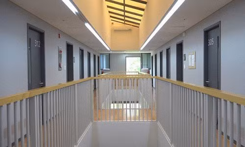 Tra 2 trieu/ngay de duoc… di tu