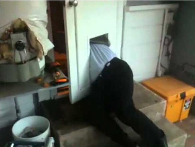 Đi đâu vội vàng nhầm cả đường thế này?