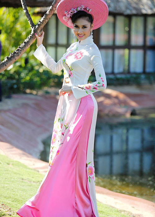 Nguyễn Thị Hà không dấn thân vào showbiz mà chọn cuộc sống bình yên. Ảnh: Tiền Phong