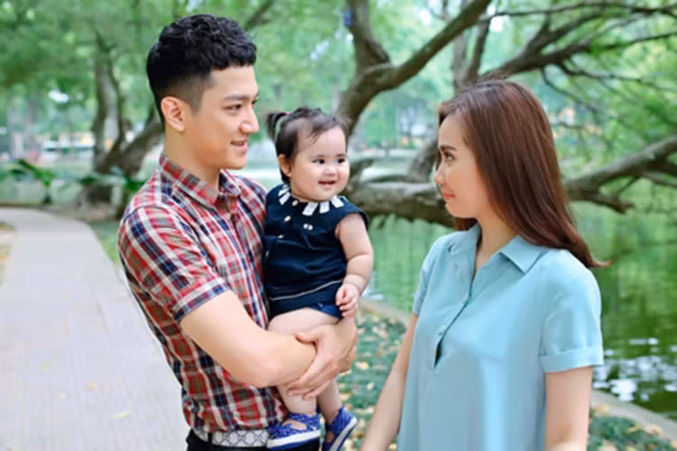 Chí Nhân tham gia diễn xuất trong một số bộ phim truyền hình nhưng chưa để lại nhiều ấn tượng.