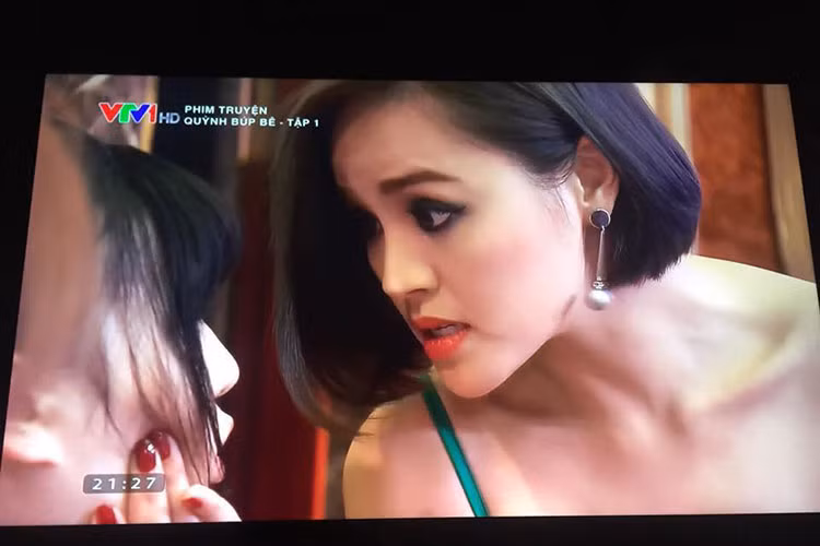 Tên tuổi của Thu Quỳnh vụt sáng vào năm 2018 khi tham gia diễn xuất trong bộ phim "Quỳnh búp bê".