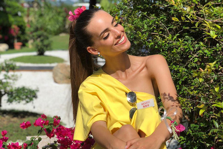 Vanessa trở thành đại diện Mexico đầu tiên đoạt vương miện Hoa hậu Thế giới.