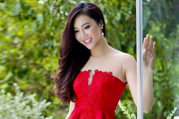 Hoa khôi Diệu Ngọc từng bị một người tự nhận là thầy dạy catwalk tố phủi sạch tình cảm đã có của hai bên.